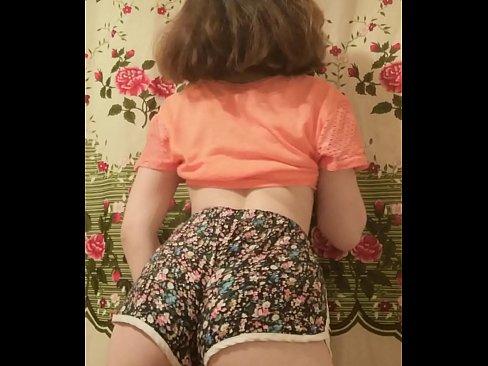 ❤️ Sexy jonge babe die haar short uittrekt voor de camera Anal porno at us ❌️ ❌️❤